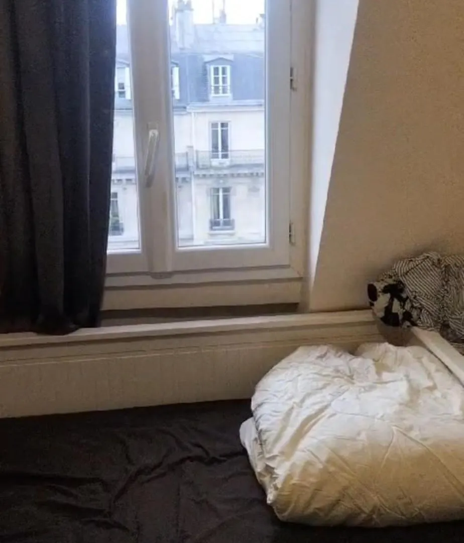 Apartament Paryż 0*,